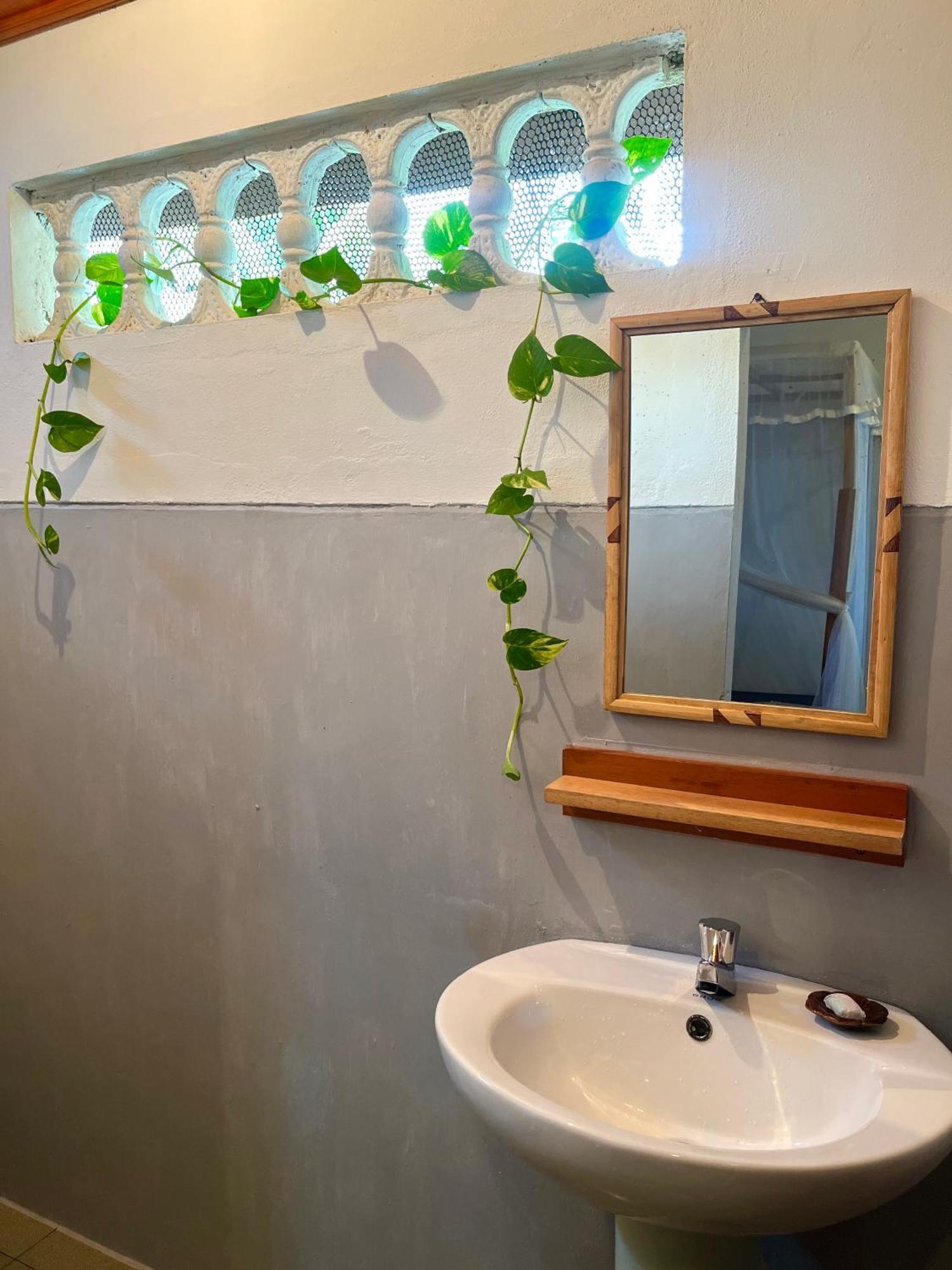 Just Another Guesthouse Polhena ภายนอก รูปภาพ